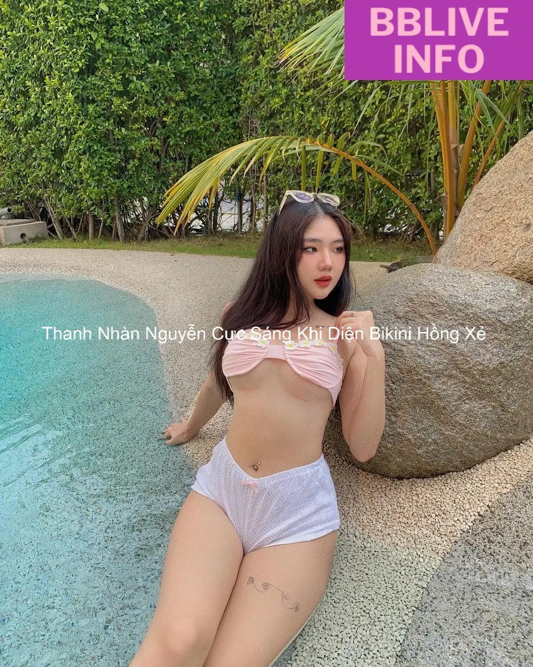 Thanh Nhàn Nguyễn Cực Sáng Khi Diện Bikini Hồng Xẻ 7